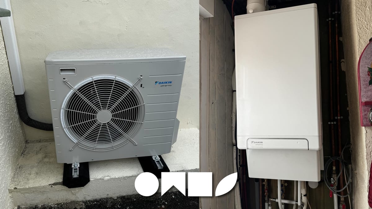 Pompe à chaleur Daikin Altherma avec unité extérieure et module hydraulique intérieur installée par Hapînov dans le Pas-de-Calais