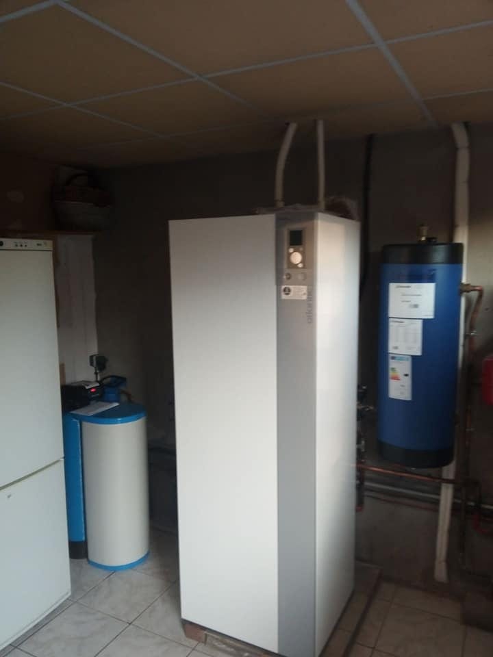 Module hydraulique de pompe à chaleur avec ballon tampon en chaufferie installé par Hapînov