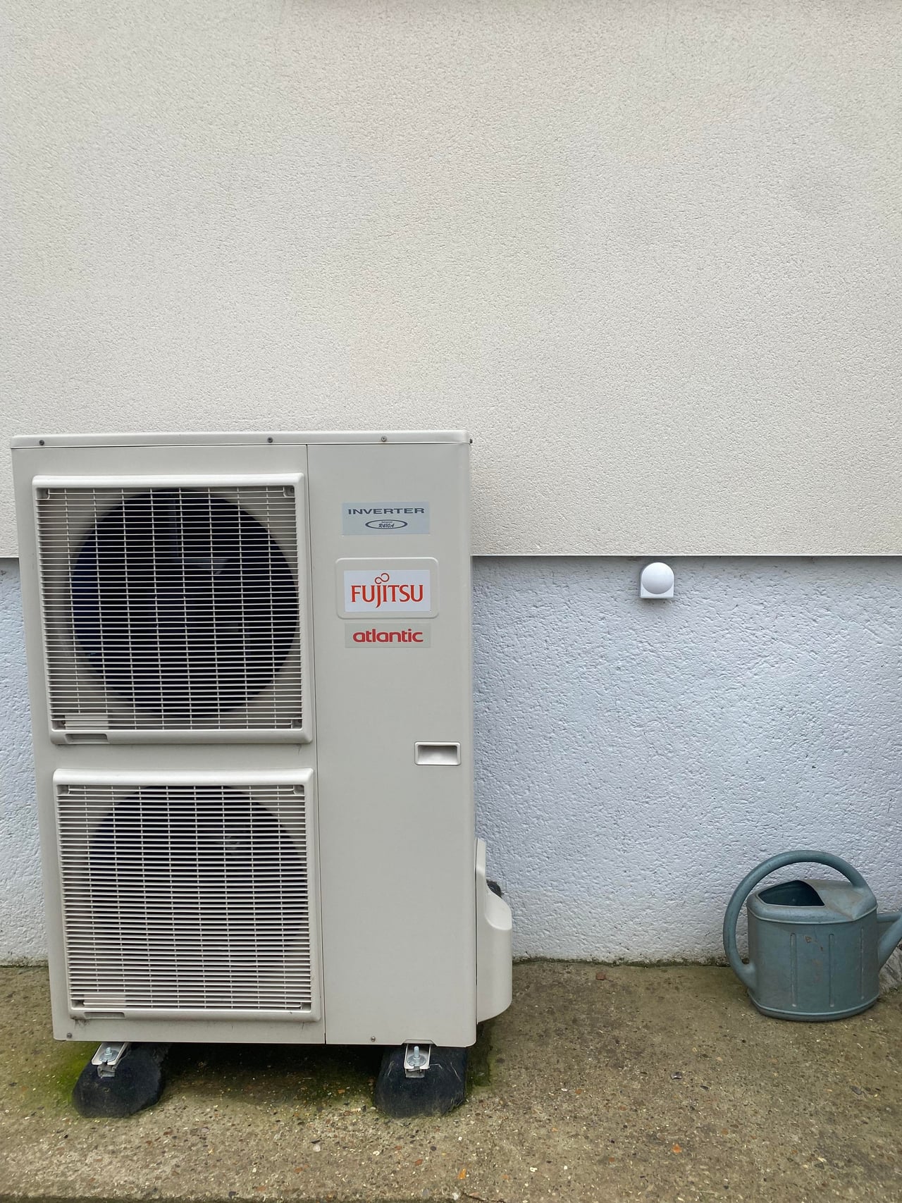 Pompe à chaleur air-eau Atlantic installée par Hapînov dans le Pas-de-Calais